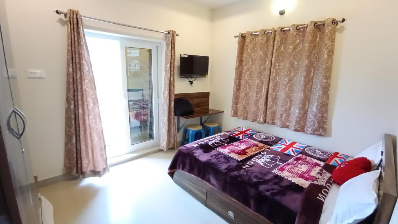 乌提Rose Garden Enclave For Families & Executives住宿加早餐旅馆 外观 照片